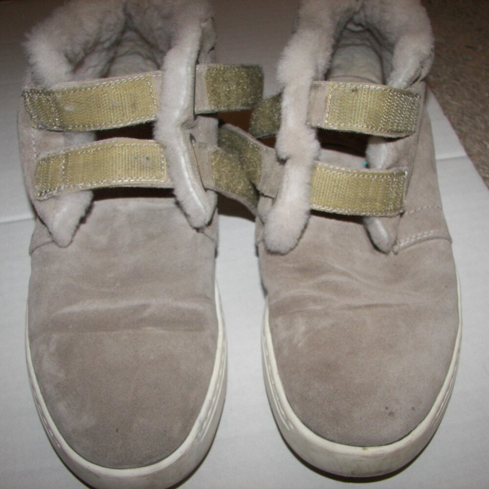 Rag and Bone women's grey suede ankle boots shearling flat rubber sole EU38/US8